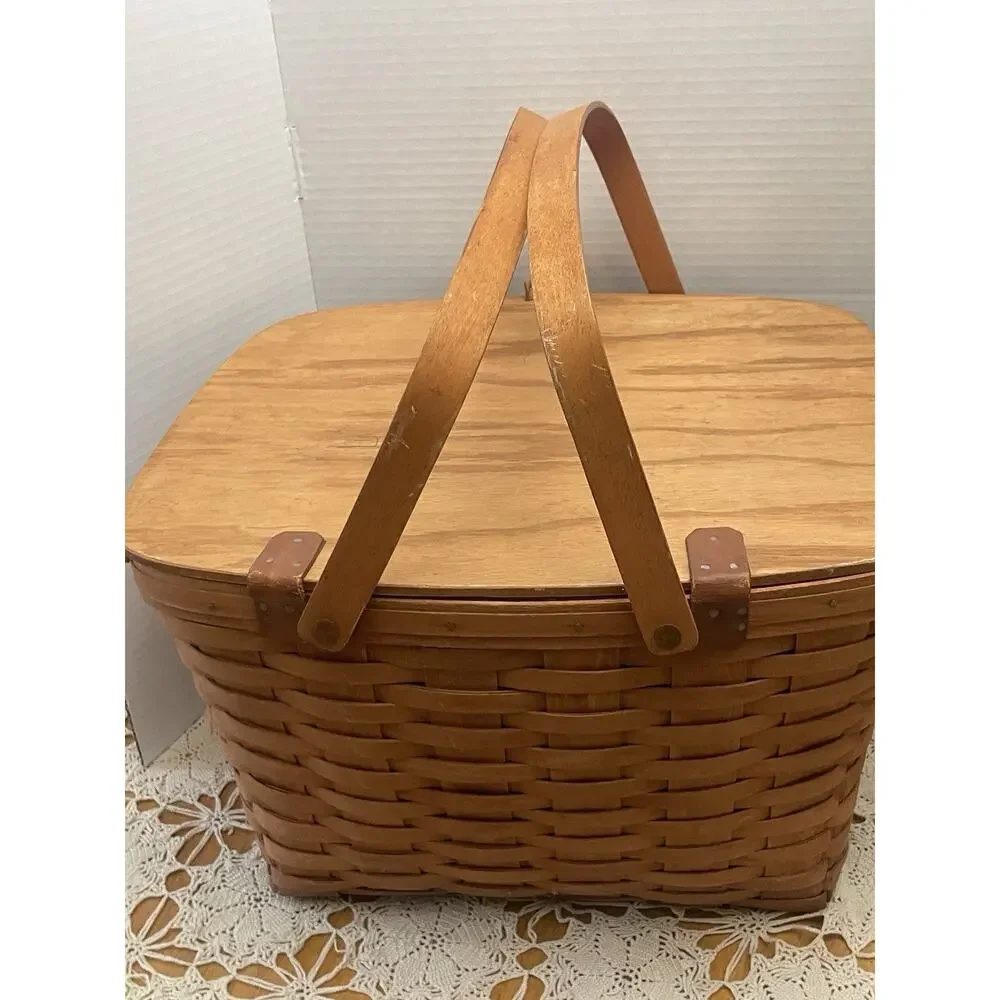 Vintage Longaberger Large Picnic Basket With Lid & Riser 1989 USA